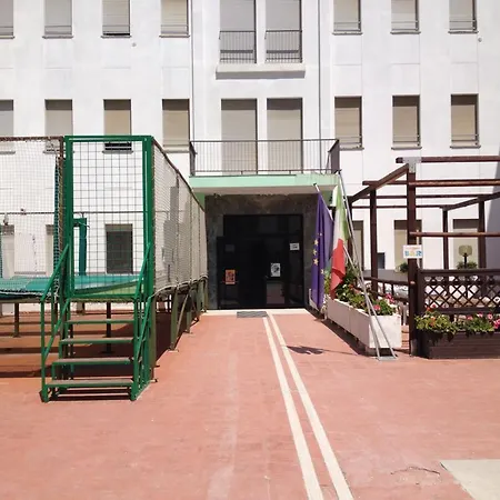 Villaggio Accademia * Чезенатико